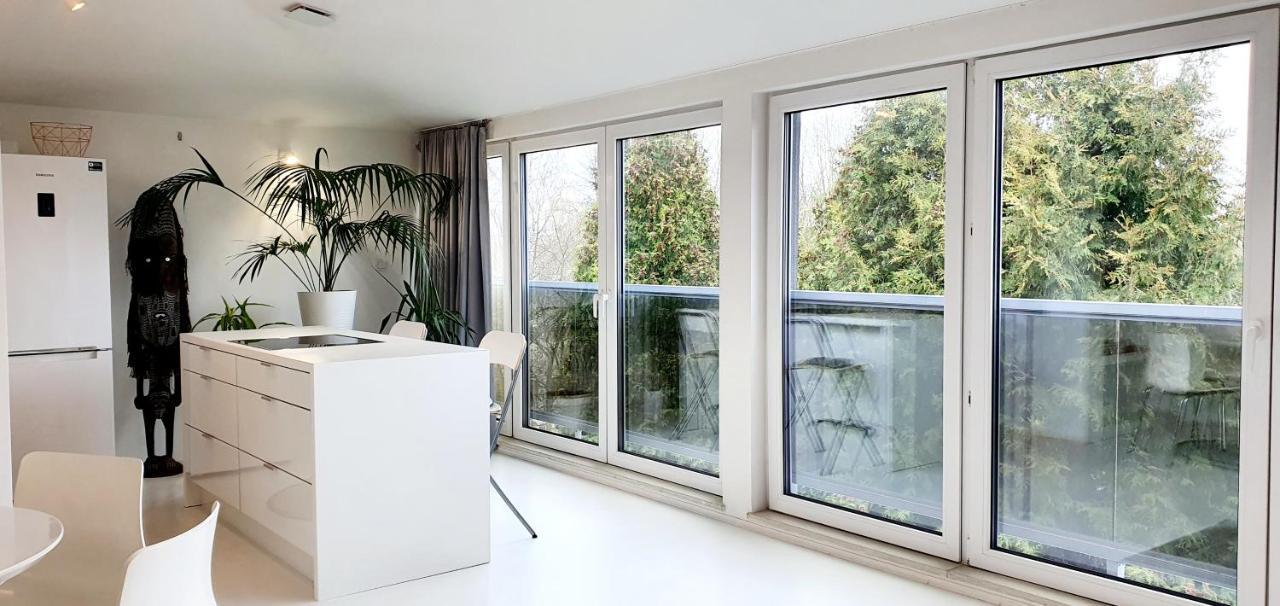 Loft 85 M2 Wilanow Krolewski Self Checkin Warsaw Exterior photo